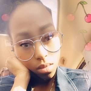 Meet your Posher, Mseverything